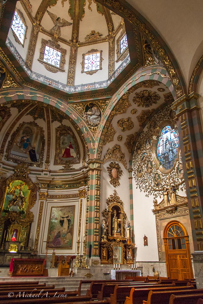 Parroquia de Santa Rosa de Lima Interior