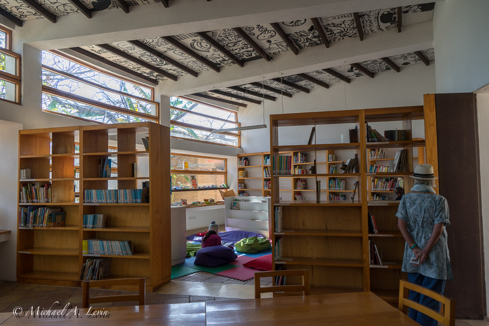 Childrens Library Room